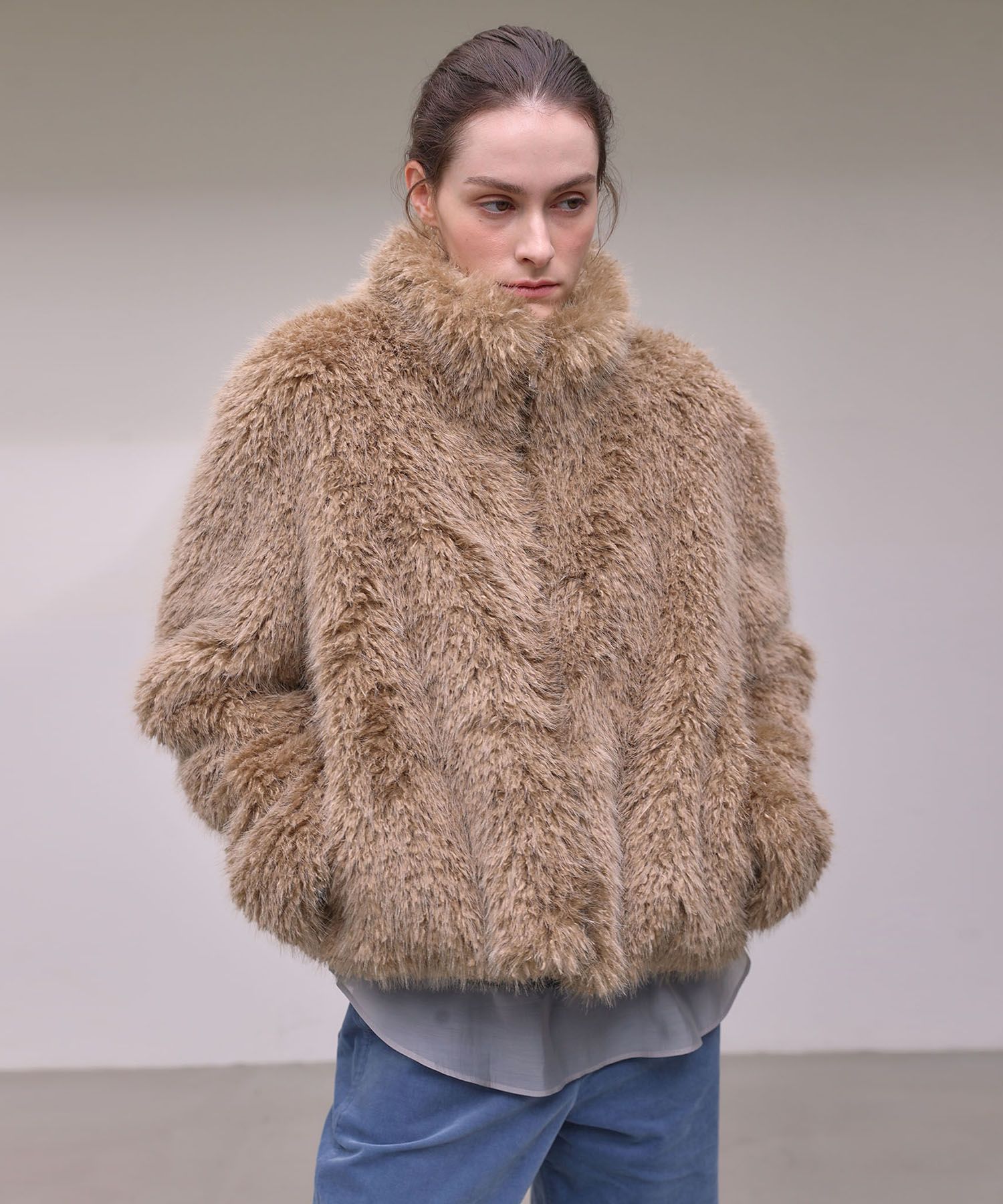 MUSINSA公式 | OURO FUR ZIP-UP MUSTANG [ BEIGE ]