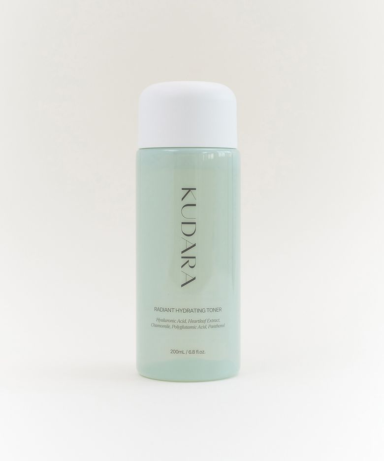 레디언트 하이드레이팅 토너 200ml