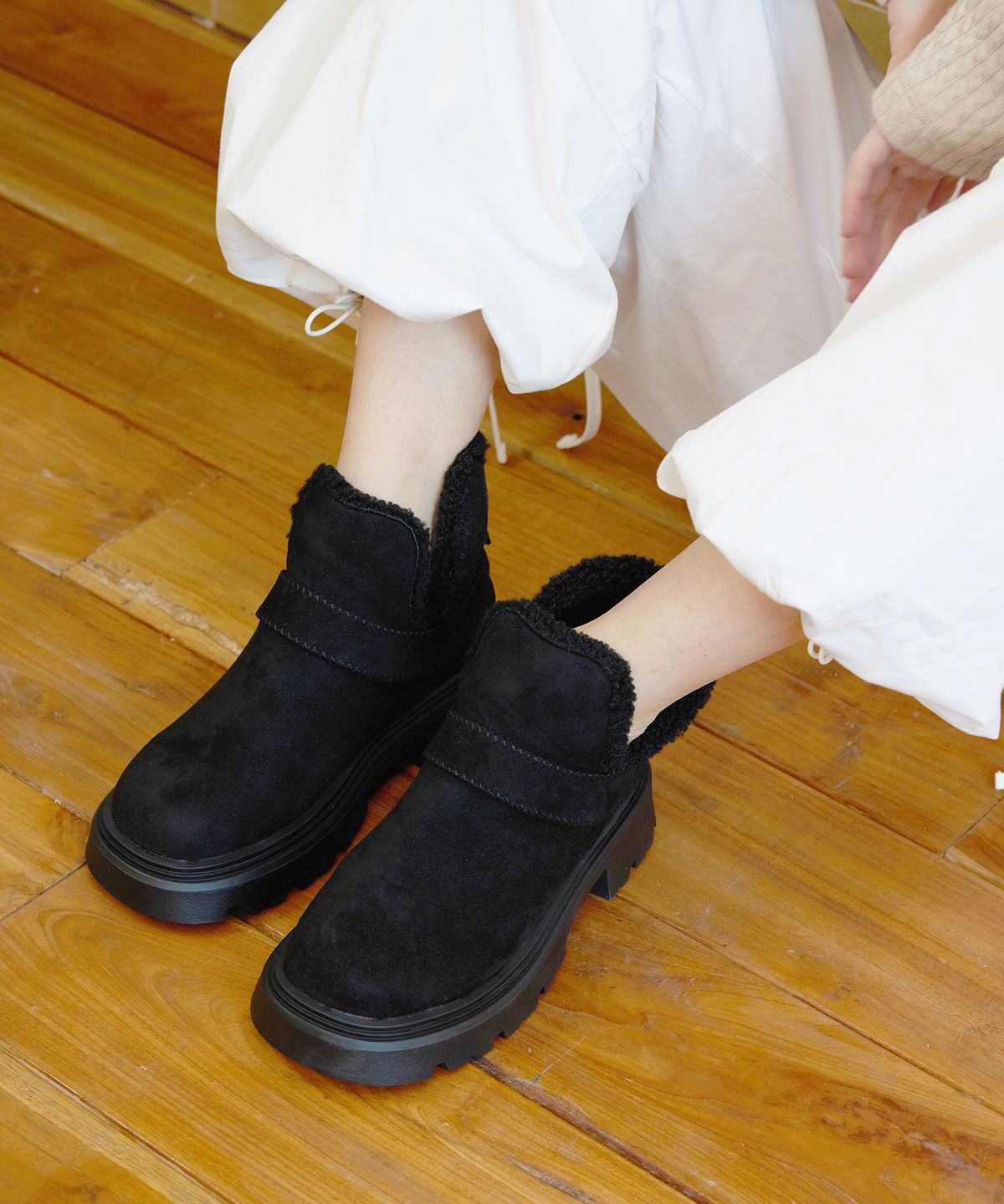 세스띠(CESTI) 모던 워머 앵클부츠 (BLACK)