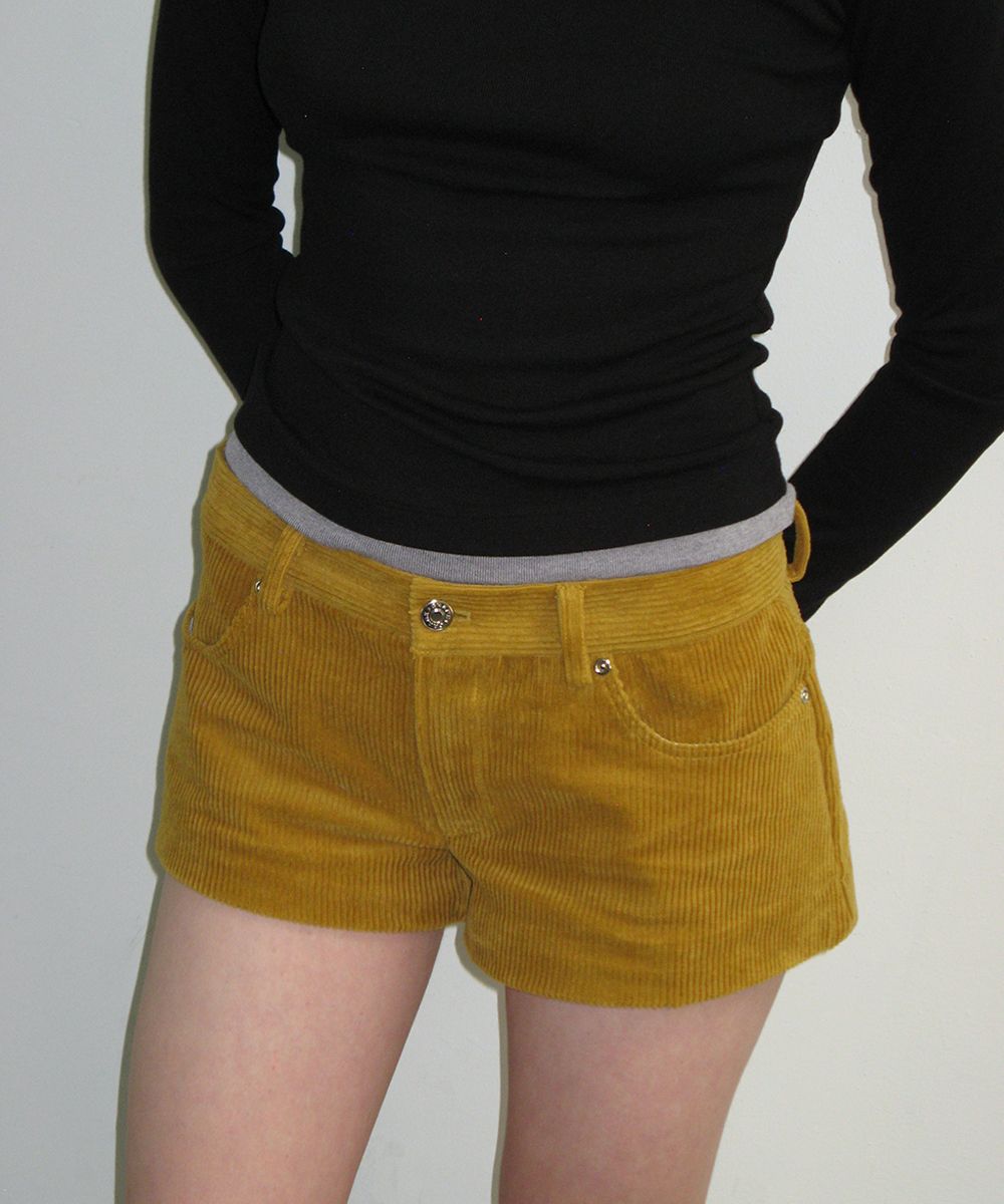 ★CRANK★CORDUROY MICRO SHORTS_MUSTARD★正規品/韓国直送料込 MUSINSA | CRANK Corduroy Micro Shorts_Mustard