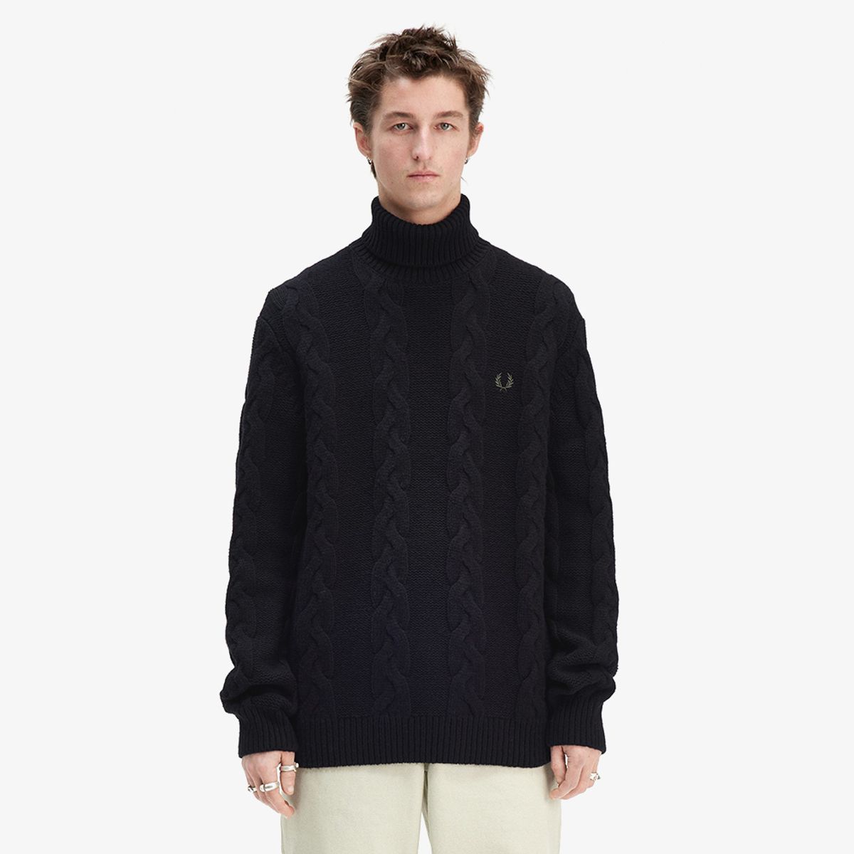 프레드페리(FRED PERRY) [Sharp] 청키 케이블 니트 롤 넥 니트 - 블랙 AFPM2438575-102