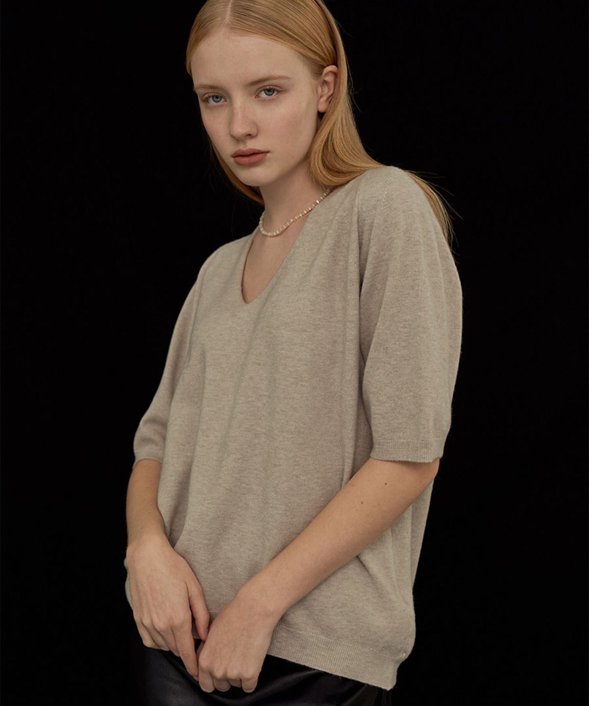 바스카라(VASCARA) V-Neck Half Sleeves Knitwear (7colors)