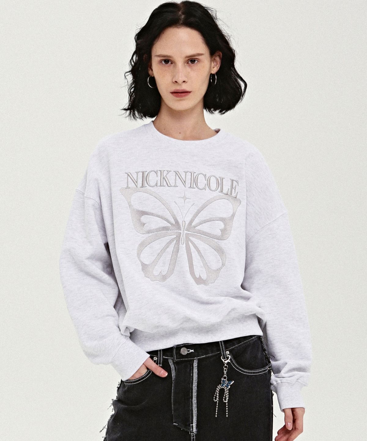 닉앤니콜(NICK&NICOLE) NICOLE BUTTERFLY QUALITY SWEATSHIRT_MELANGE SILVER