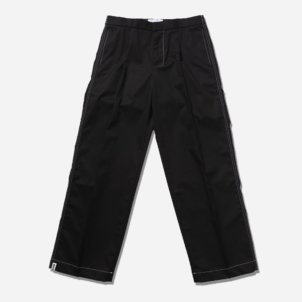 플라즈(PLADS7) LOOSE FIT HALF BANDING PANTS_M238CPT601M