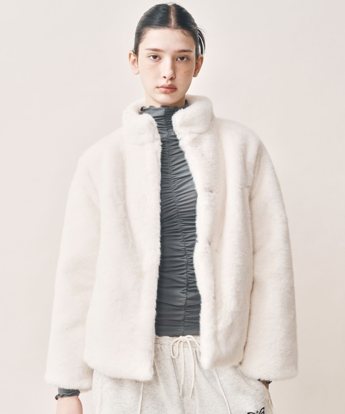 닉앤니콜(NICK&NICOLE) HIGH NECK SOFT FUR JACKET_IVORY