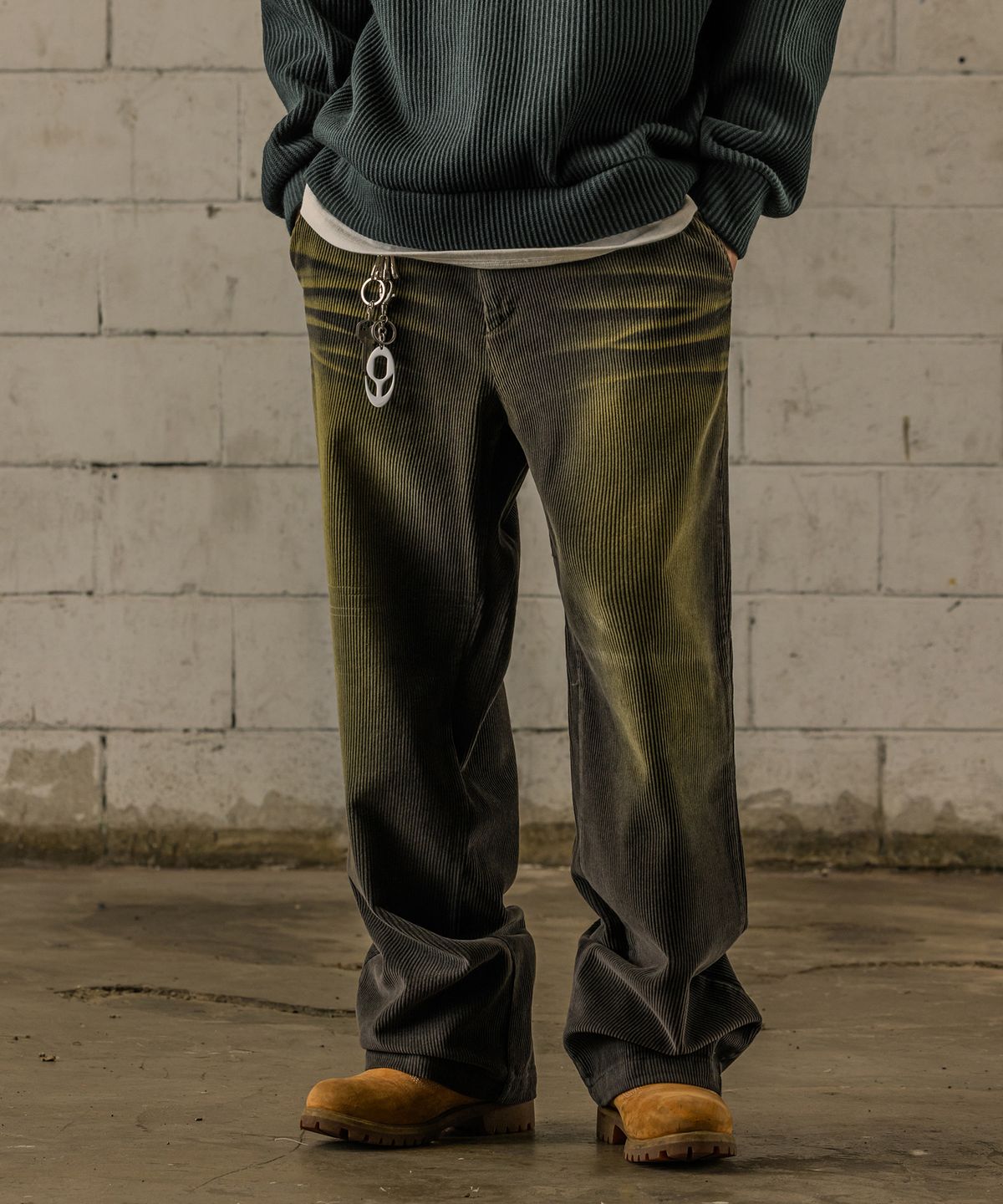 버닝카포네(BURNING CAPONE) BC Washing Corduroy Pants 챠콜