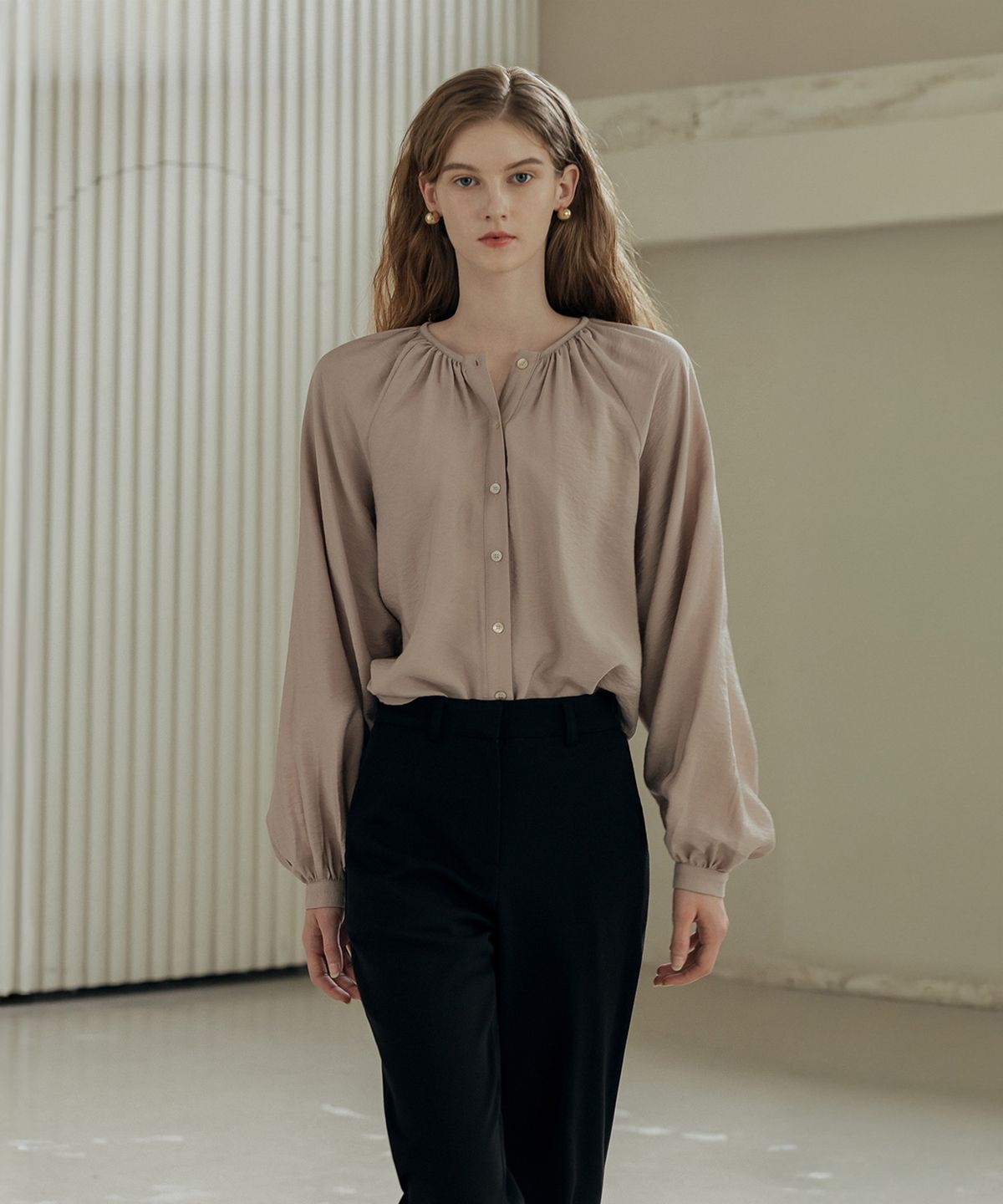 메이버유(MAYVERU) Laurina Shirring Blouse _ Pink