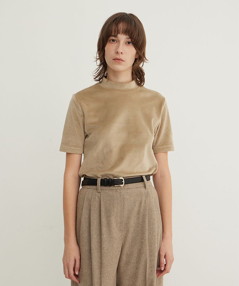 Velvet Mock Neck T Shirts_BEIGE
