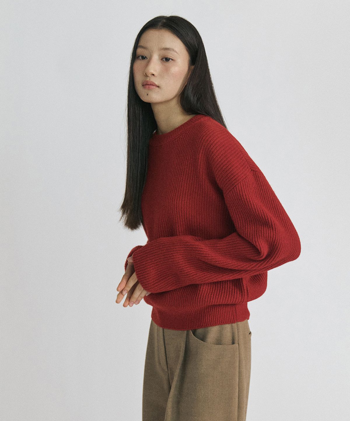 스텝어라운드(STEP AROUND) Series Line - Cashmere Drop Round knit_RED