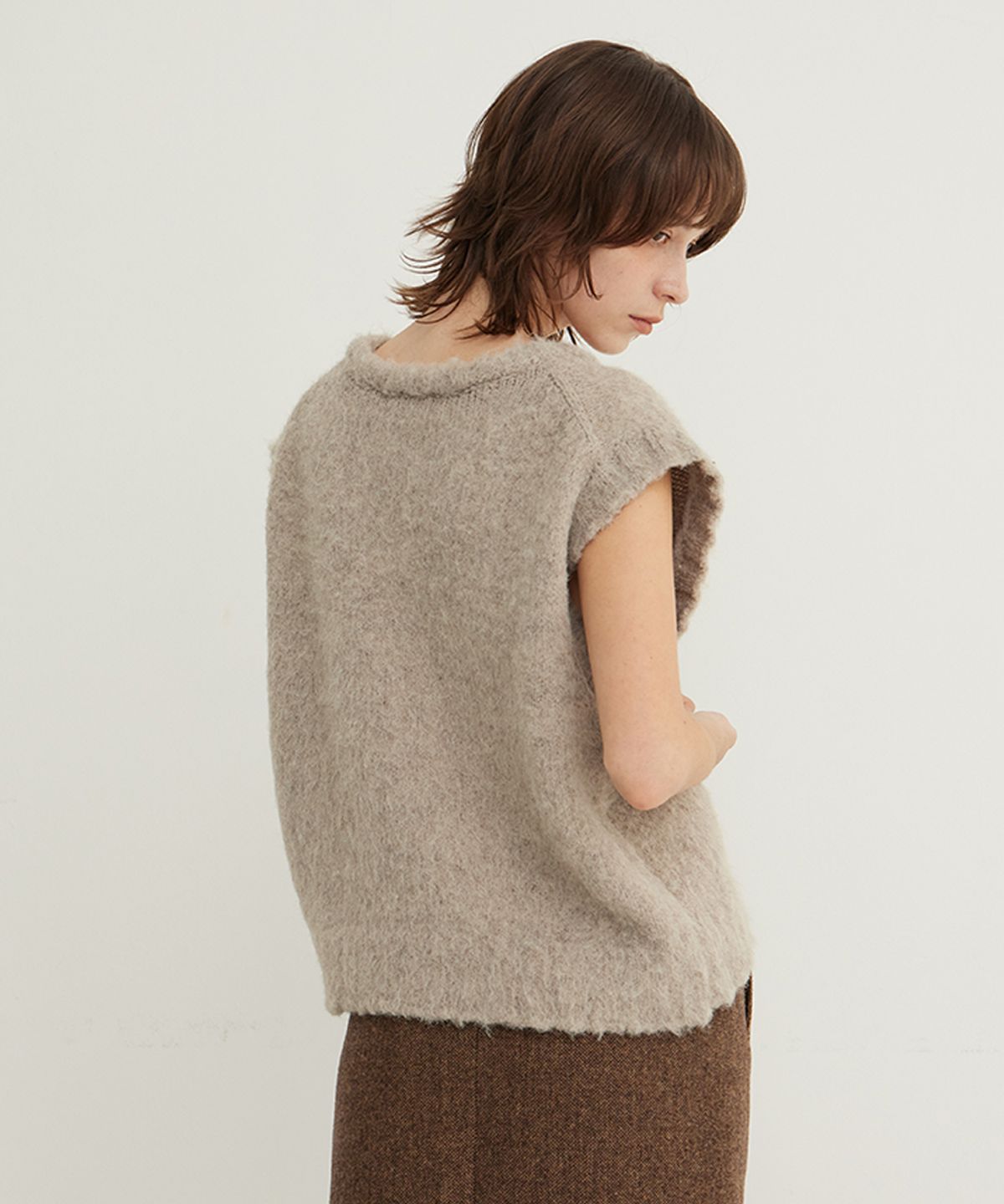 스텝어라운드(STEP AROUND) Brushed Knit Vest_SAND STONE