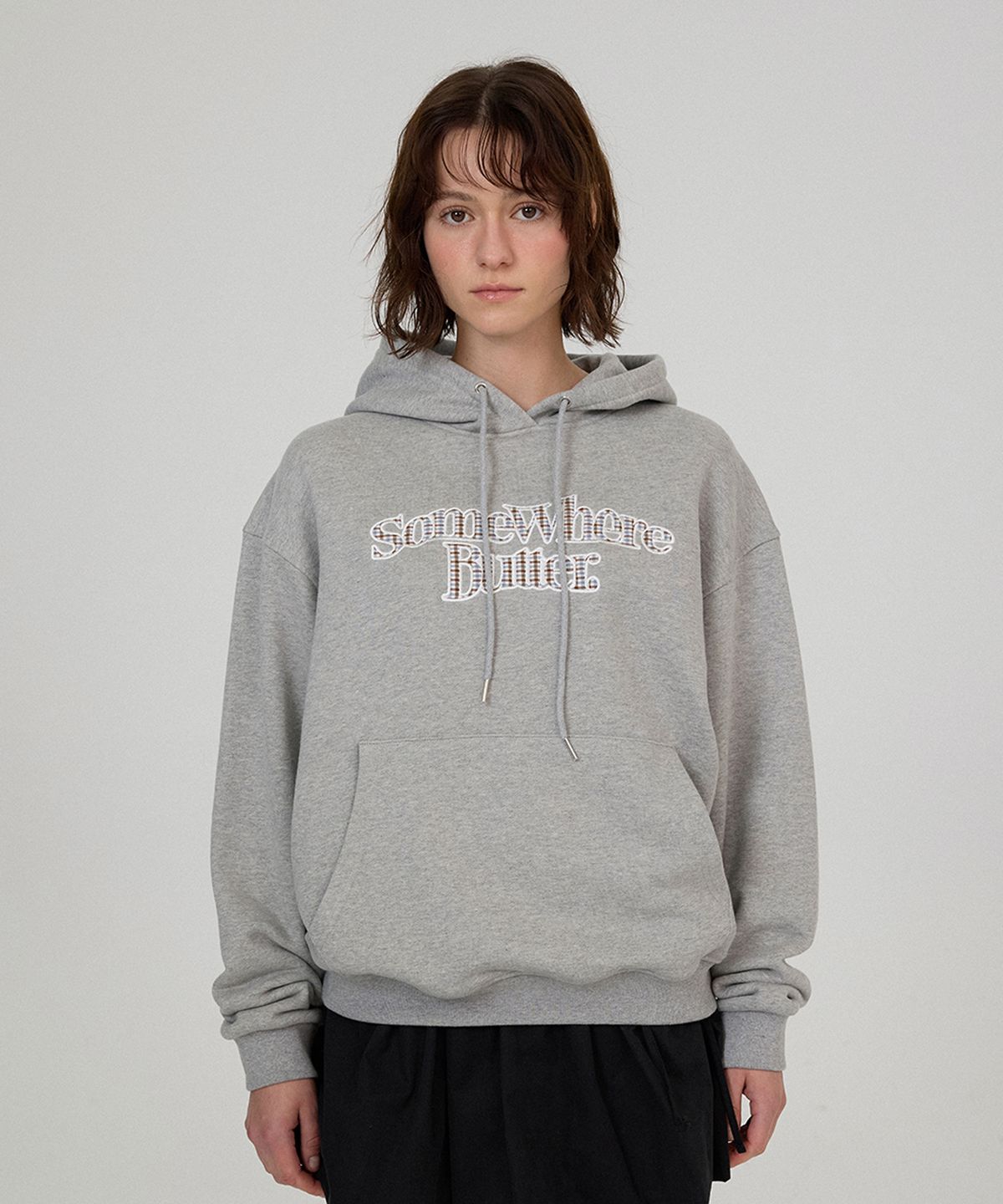 썸웨어버터(SOMEWHEREBUTTER) Check Wave Logo Hoodie - Grey