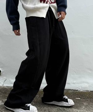 사이드 디테일 와이드 스웻 팬츠 [블랙/블랙기모]