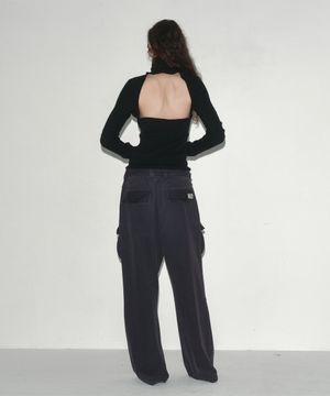 OPEN BACK WOOL TURTLENECK BLACK