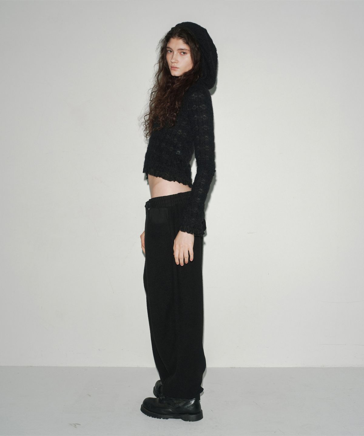 에스이오(s/e/o) SHEER LACE HOODIE ZIP-UP BLACK