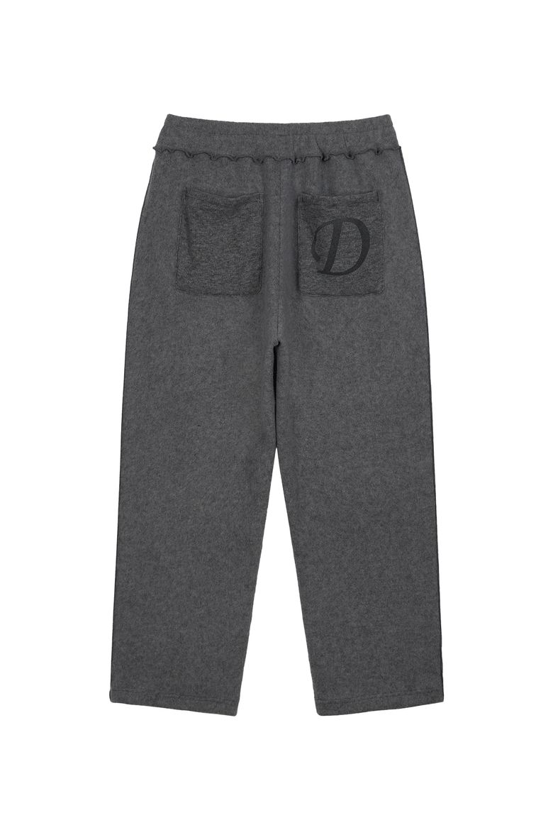 SMOOTH D LOGO KNIT PANTS IN CHARCOAL