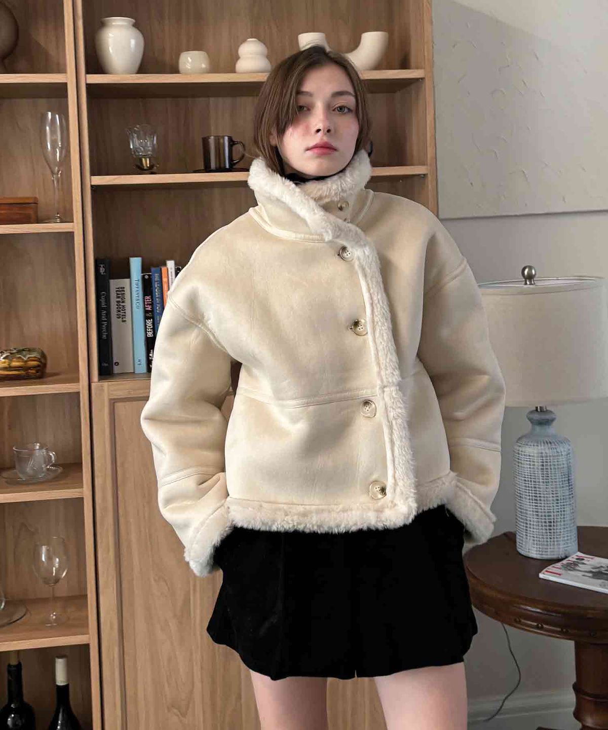 딜라이디(DELIDI) Solitude mustang jacket (ivory)