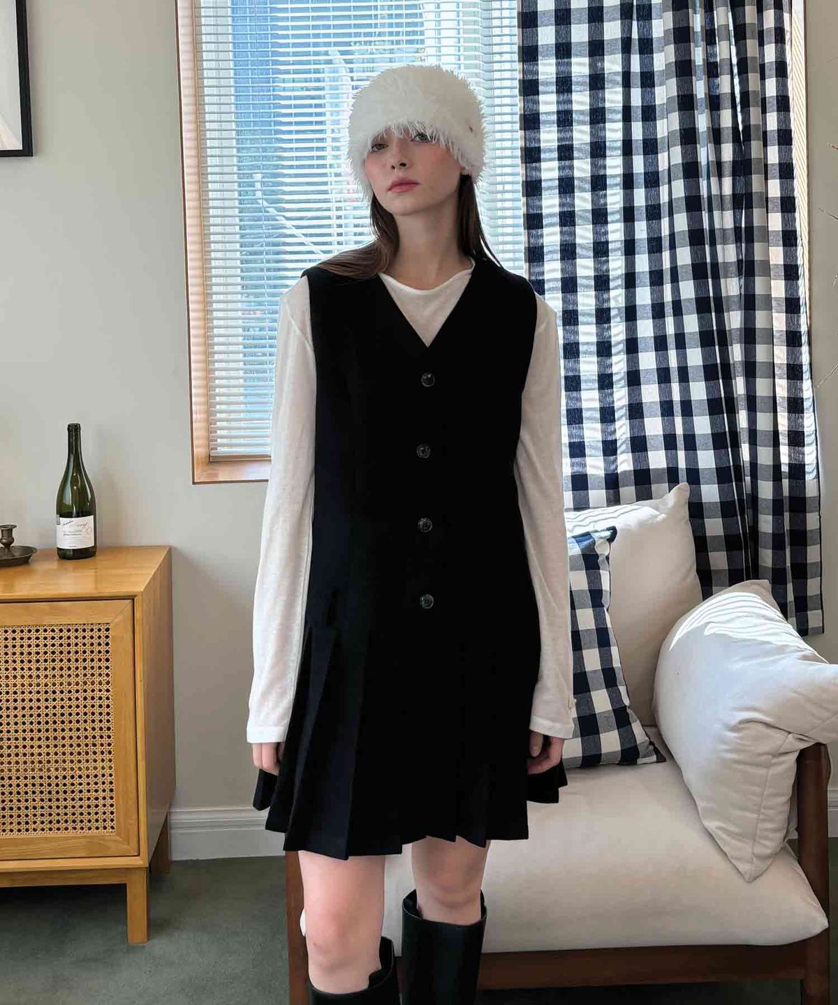 딜라이디(DELIDI) Bliss v-neck wool dress (black)
