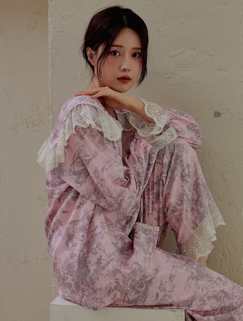 여성 디에르 모달코튼 긴소매 레이스카라 투피스 잠옷