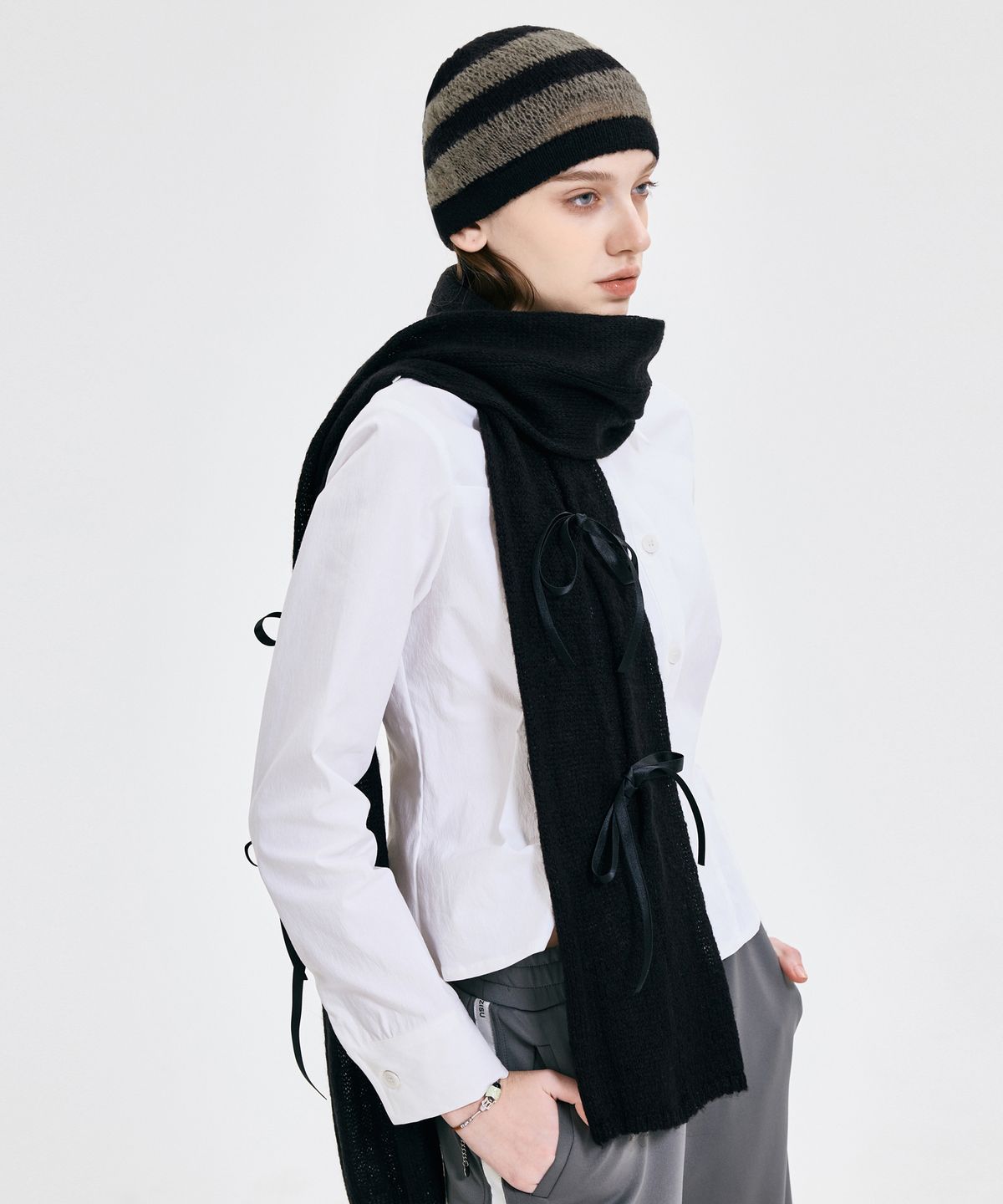 킴지수(KIMZISU) Ribbon Tied Beanie _ BLACK