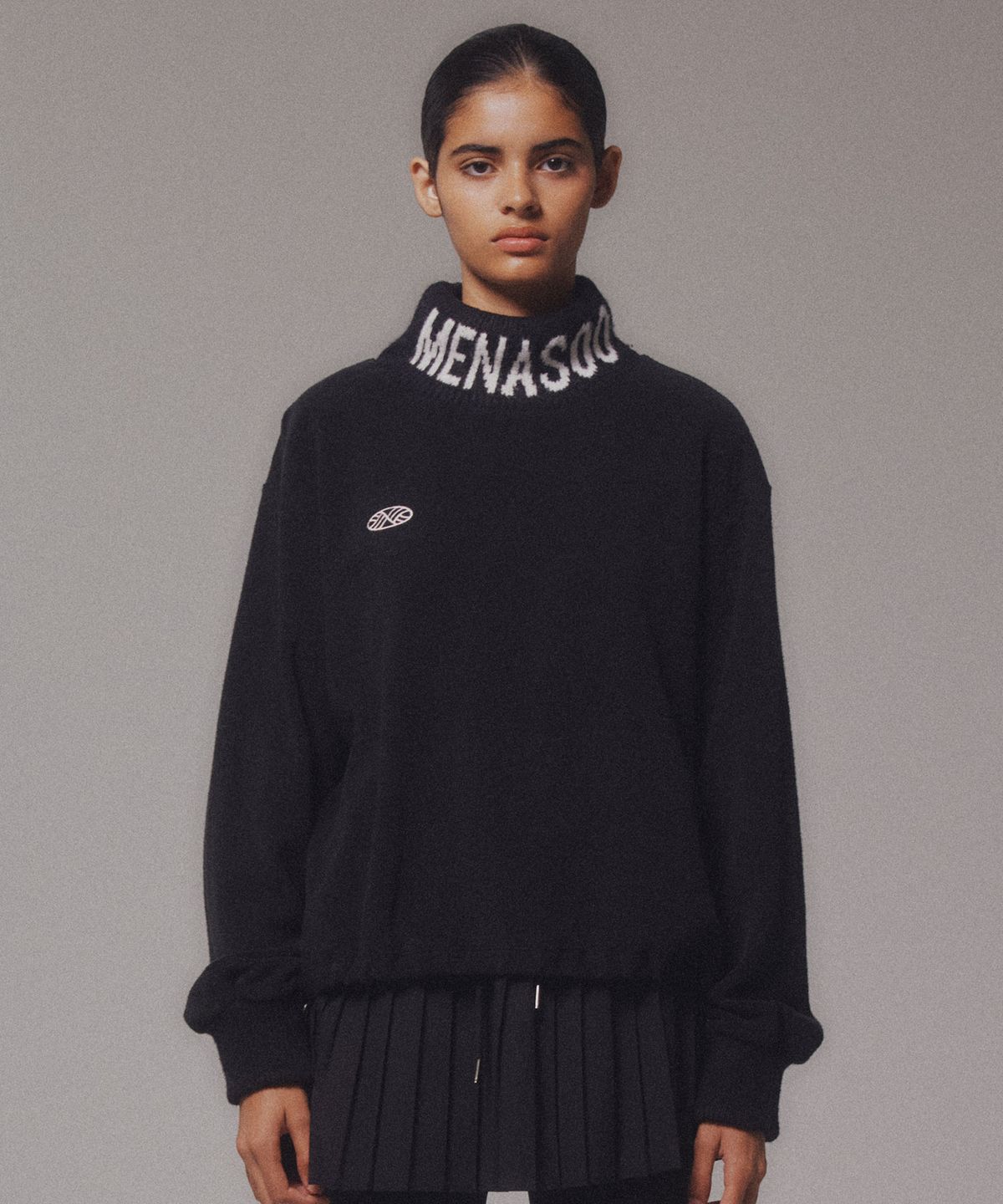 미나수(MENASOO) Knit High Neck_Black