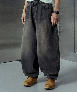 커브드 워싱 오버 와이드 벌룬 팬츠 흑청