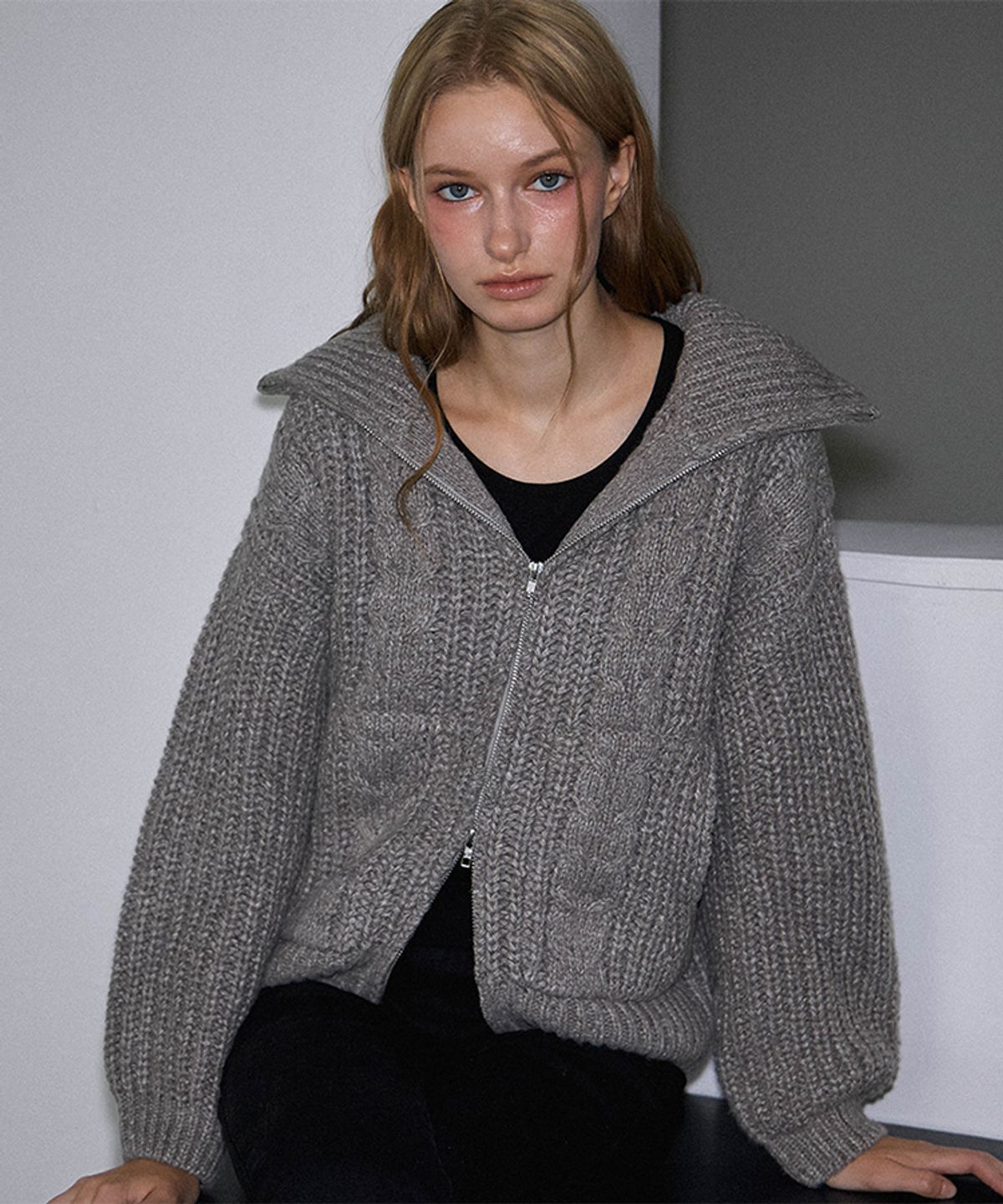 로제프란츠(ROSEFRANTZ) Two-way Twist Knit Zip-up [Brown]