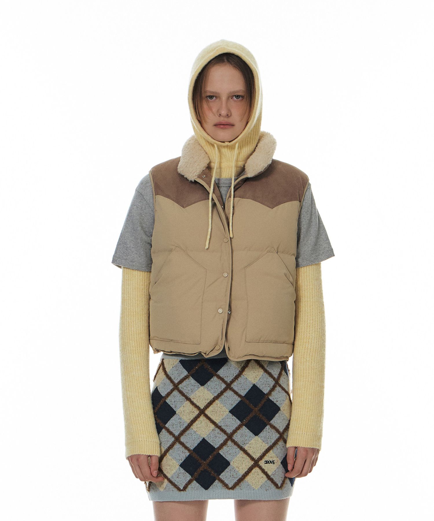 GROVE ♥ POINT COLLAR REVERSIBLE DOWN VEST/追跡付 MUSINSA公式 | GROVE POINT COLLAR REVERSIBLE DOWN VEST (2COLOR)