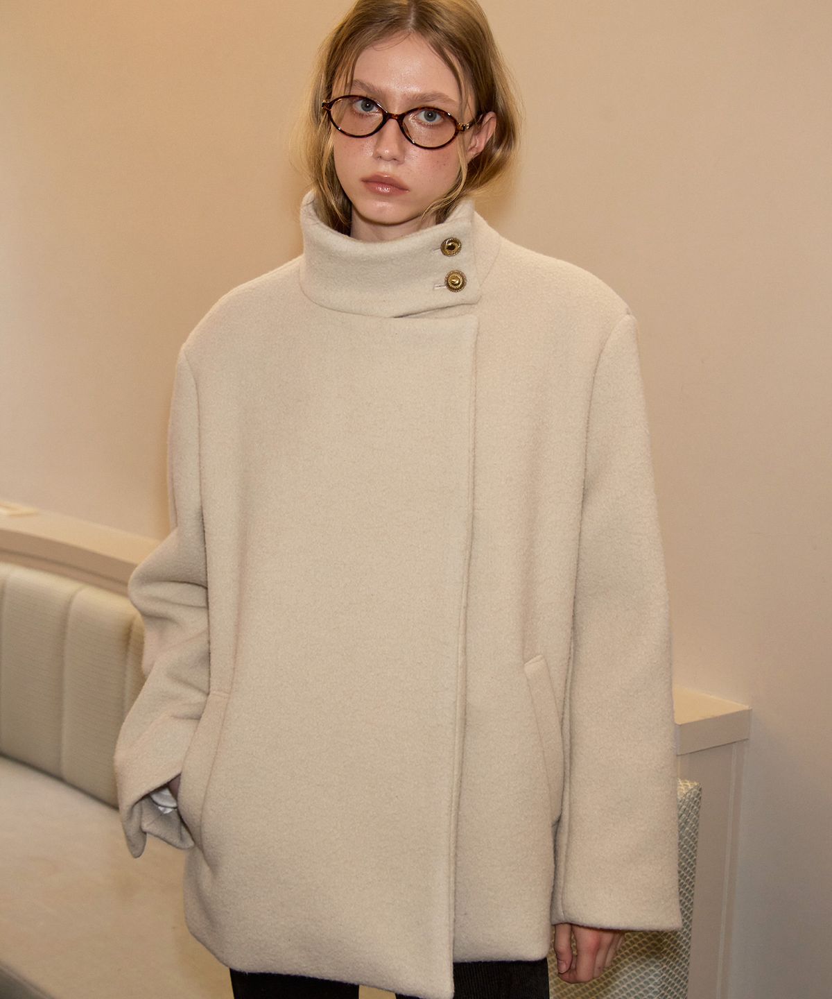살롱 드 욘(SALON DE YOHN) High Neck Classic Coat_ Ivory