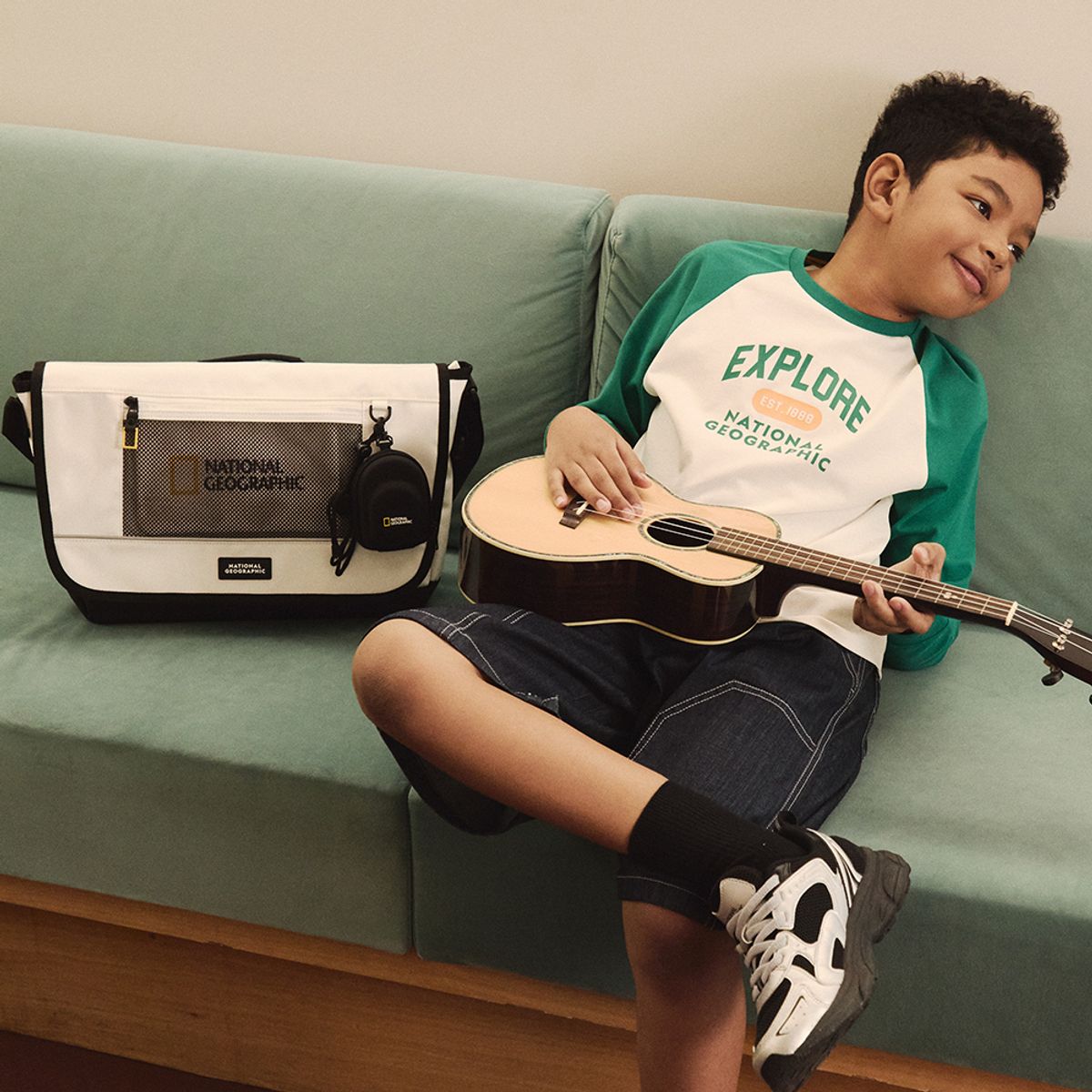 내셔널지오그래픽 키즈(NATIONAL GEOGRAPHIC KIDS) K255KCR540 코닉 메신저백 IVORY
