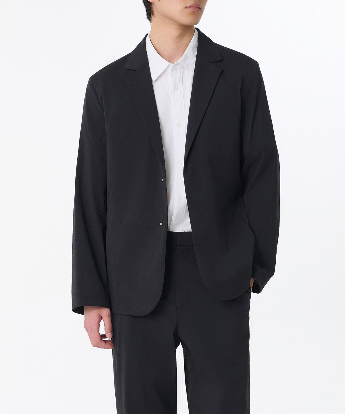무신사 스탠다드(MUSINSA STANDARD) 올마이티 컴포트 블레이저 [블랙]