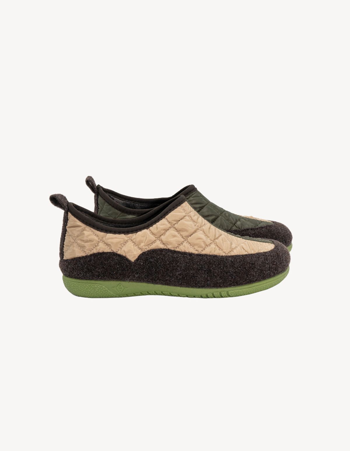 구루스 룸 슈즈(GURUS ROOME SHOES) Valencia 50 슬립온 베이지카키