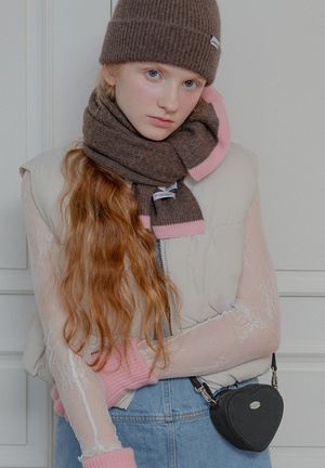 [체인포함/2way] 하트 스웨이드 미니백 (블랙)