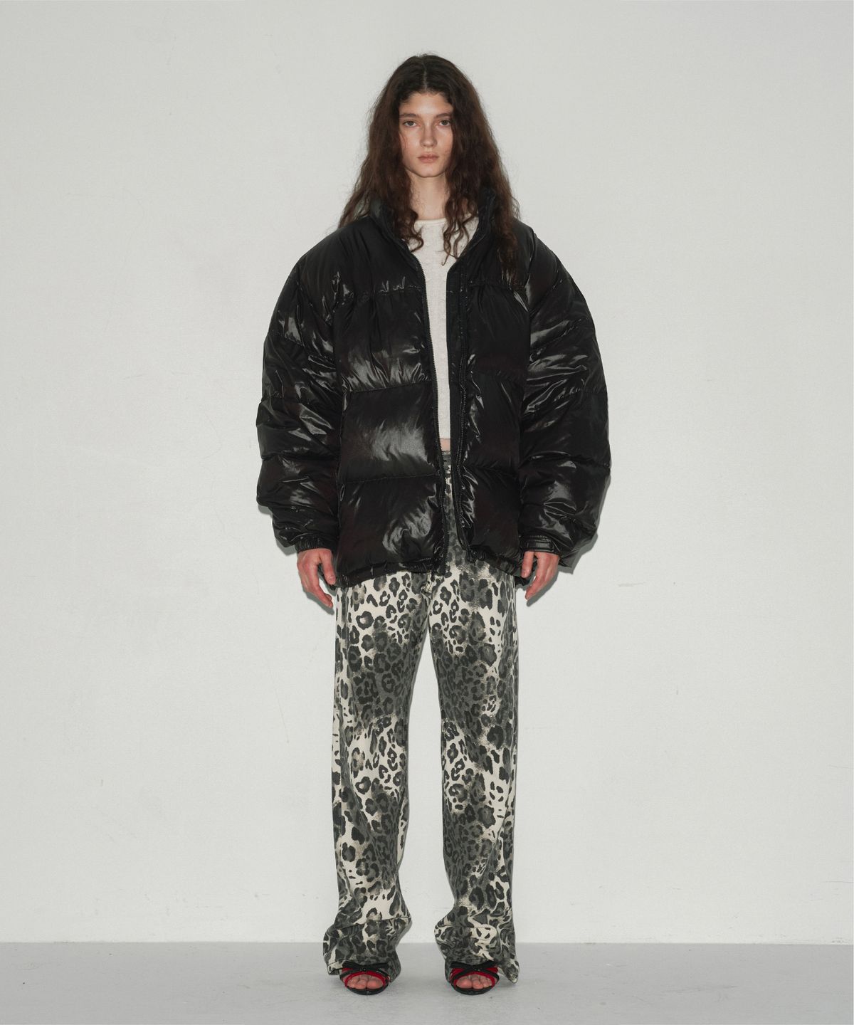 에스이오(s/e/o) OVERSIZED PUFFER JACKET BLACK