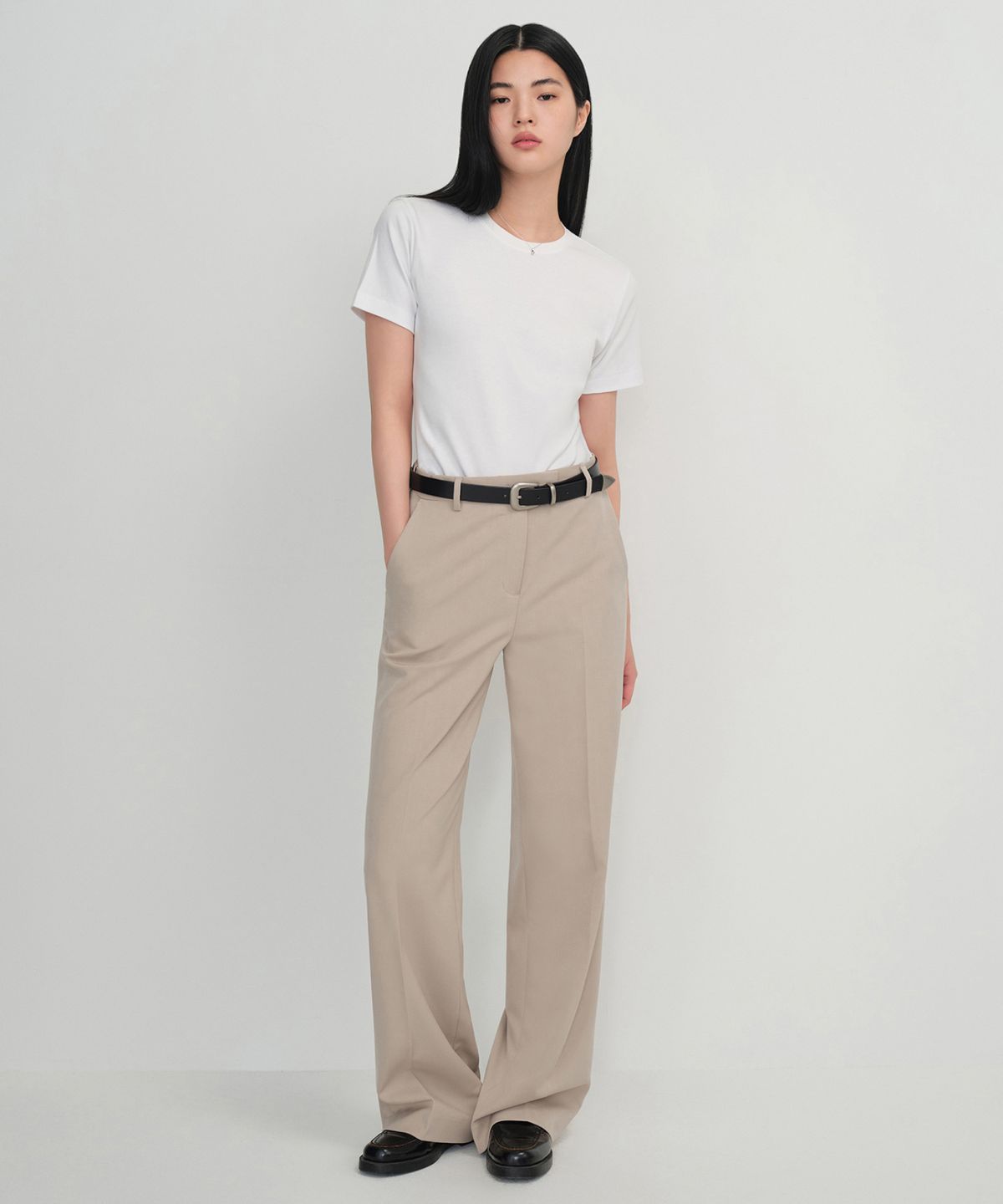 무신사 스탠다드 우먼(MUSINSA STANDARD WOMAN) 우먼즈 와이드 히든 밴딩 슬랙스 [웜 샌드]