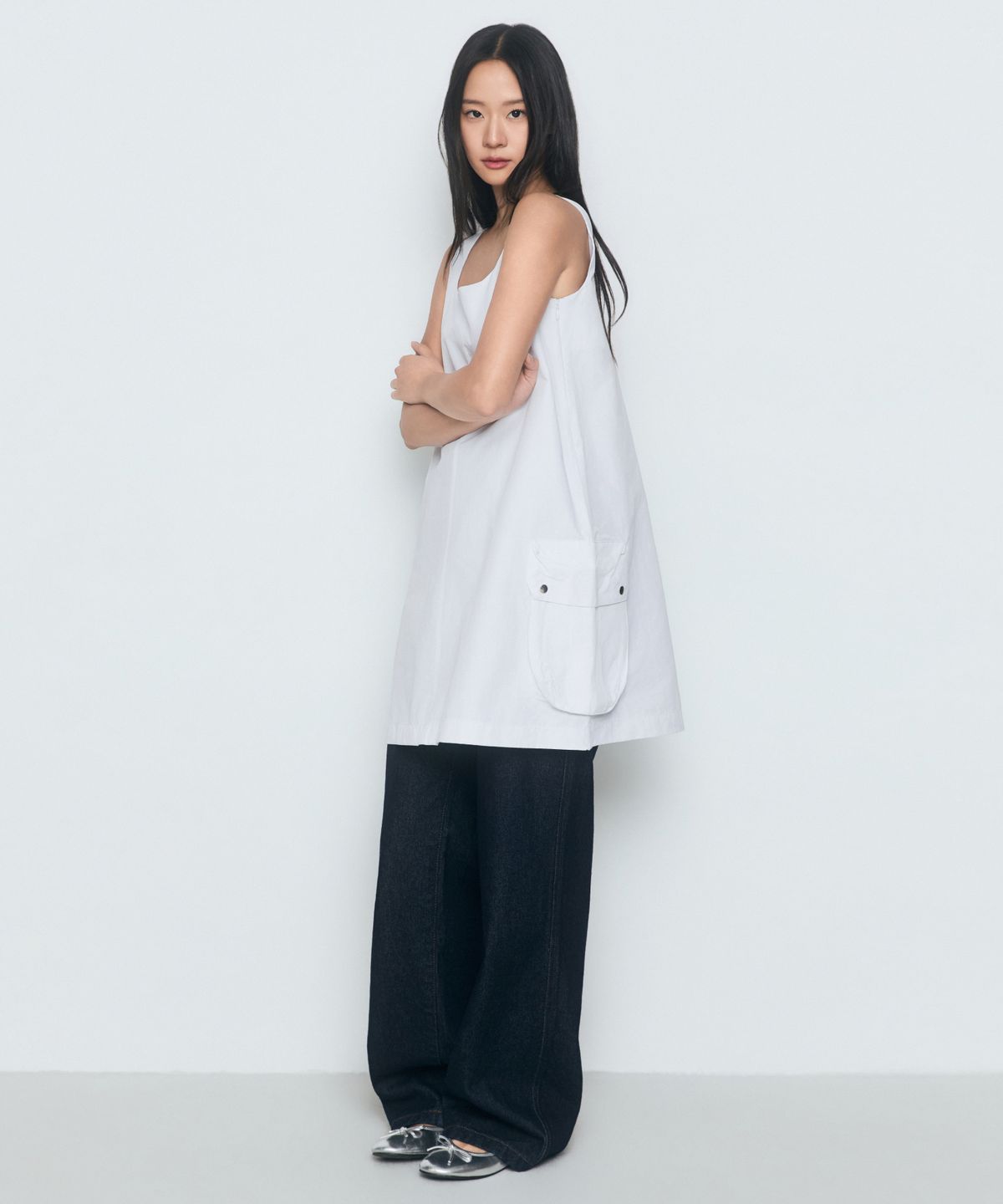 무신사 스탠다드 우먼(MUSINSA STANDARD WOMAN) 우먼즈 나일론 카고 미니 드레스 [화이트]