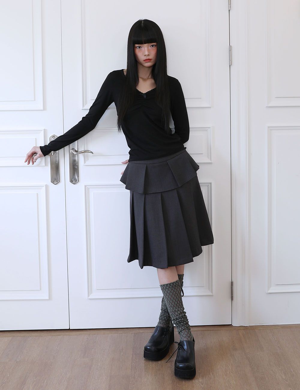 ★LUVISTRUE★IM LAYERED MIDI SKIRT(CHARCOAL)★正規品/送料込 MUSINSA | LUV IS TRUE IM LAYERED MIDI SKIRT(CHARCOAL)