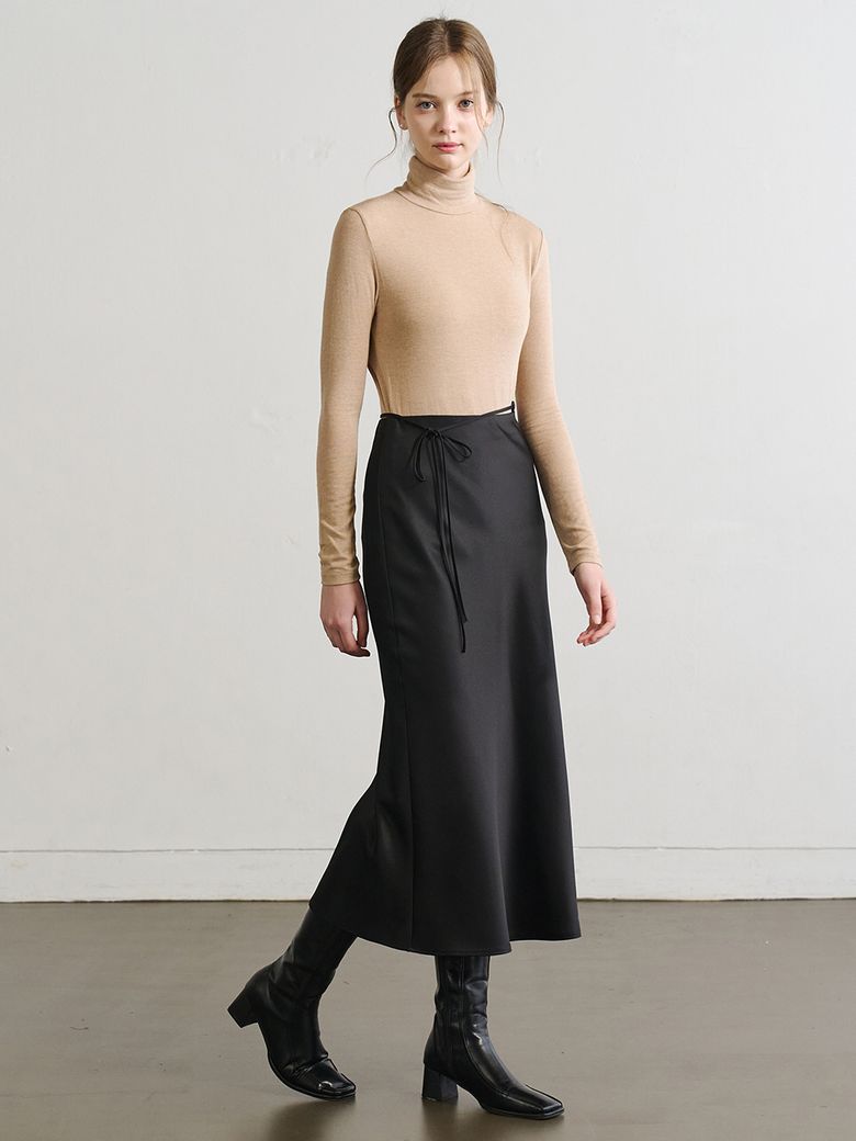 Lautre Black Strap Satin flare skirt