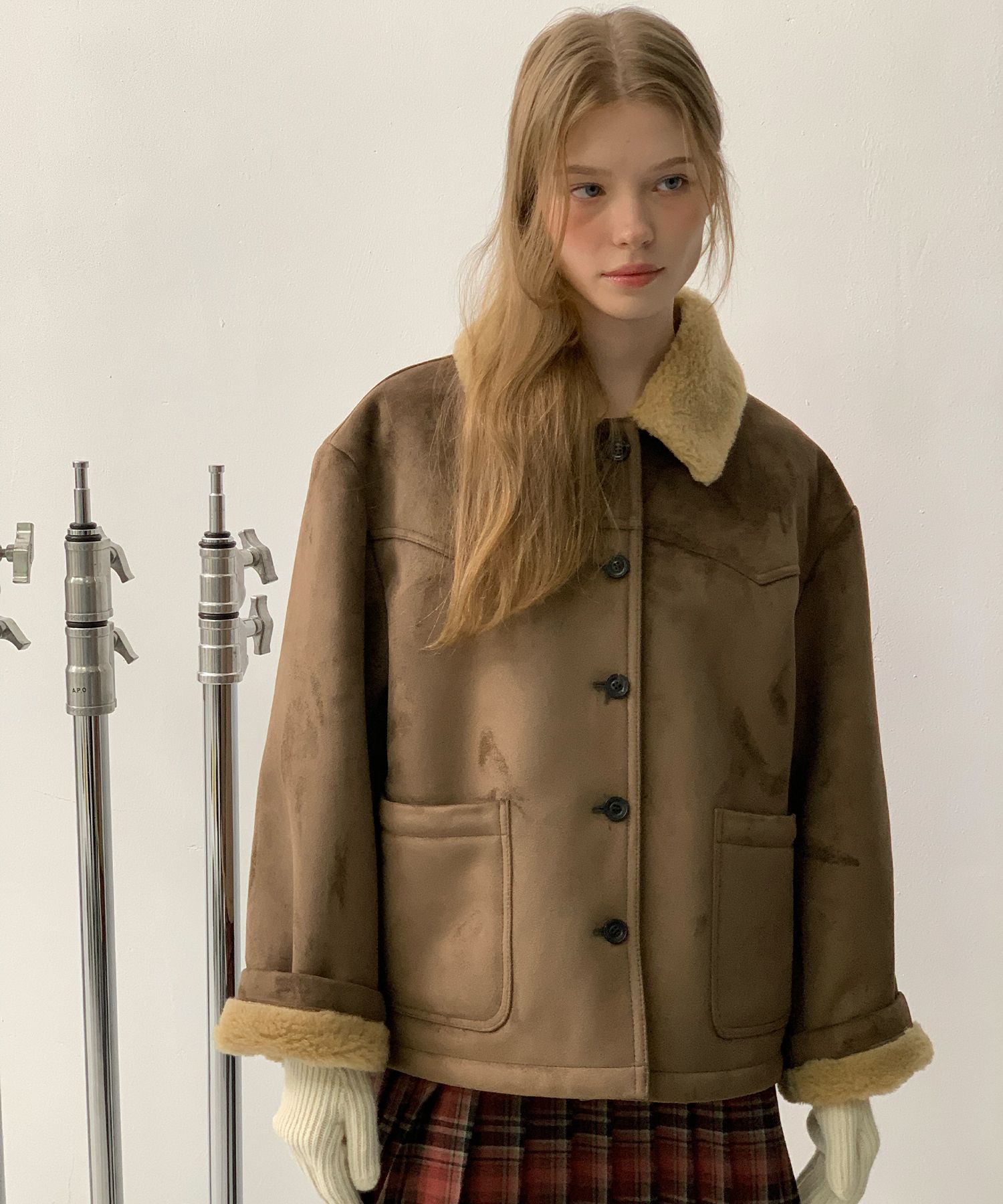 [SOMEWHERE BUTTER]★24FW★韓国人気★Noah Suede Mustang Noah Suede Mustang - Brown - 감도 깊은 취향 셀렉트샵 29CM