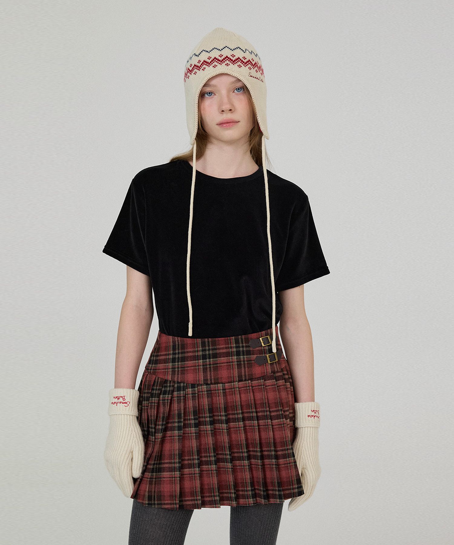 [SOMEWHERE BUTTER]★24FW★韓国人気★Velour Lettering Top MUSINSA | SOMEWHEREBUTTER Velour Lettering Top - Black