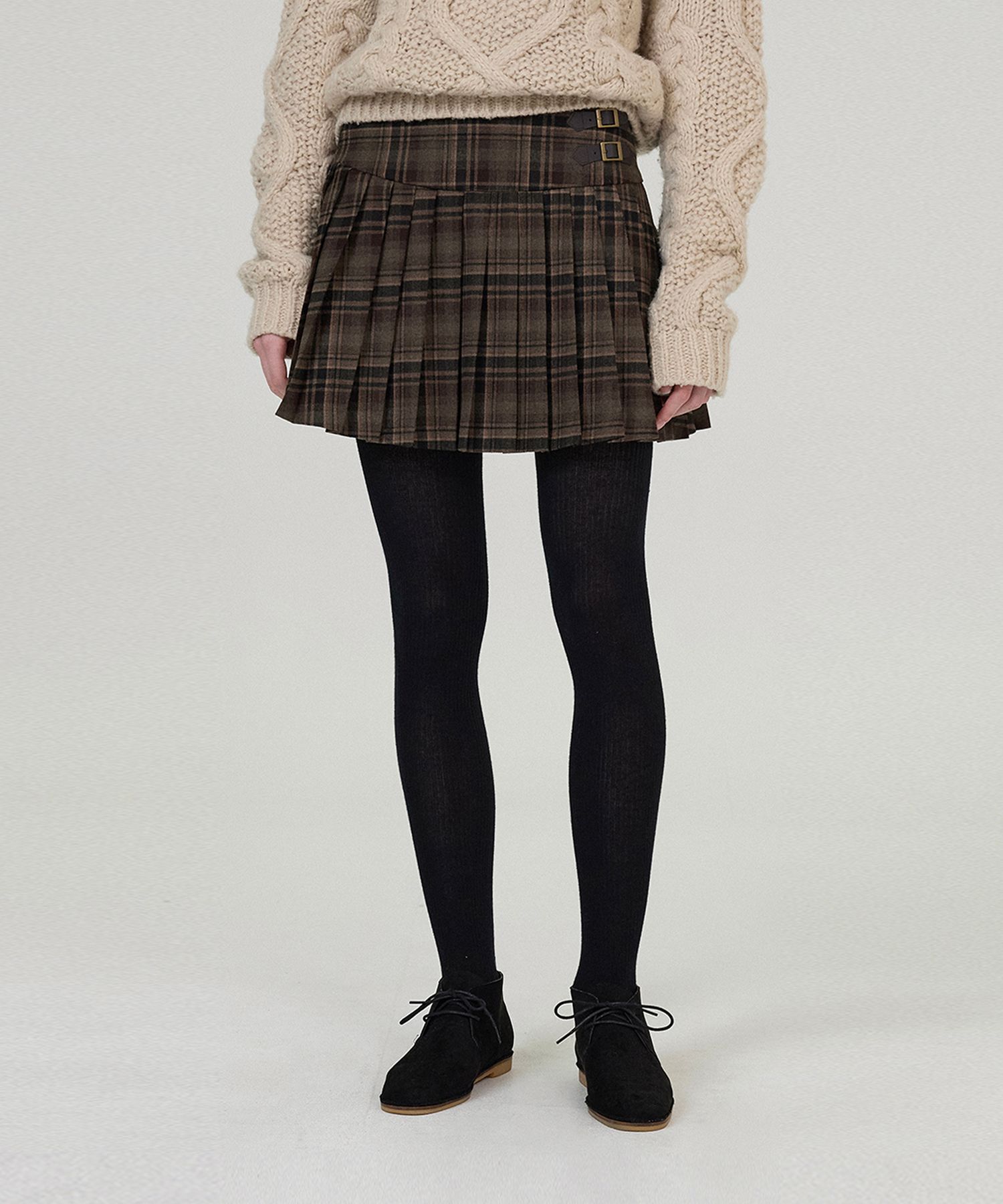 [SOMEWHERE BUTTER]★24FW★Buckle Check Pleats Mini Skirt MUSINSA | SOMEWHEREBUTTER Buckle Check Pleats Mini Skirt - Brown