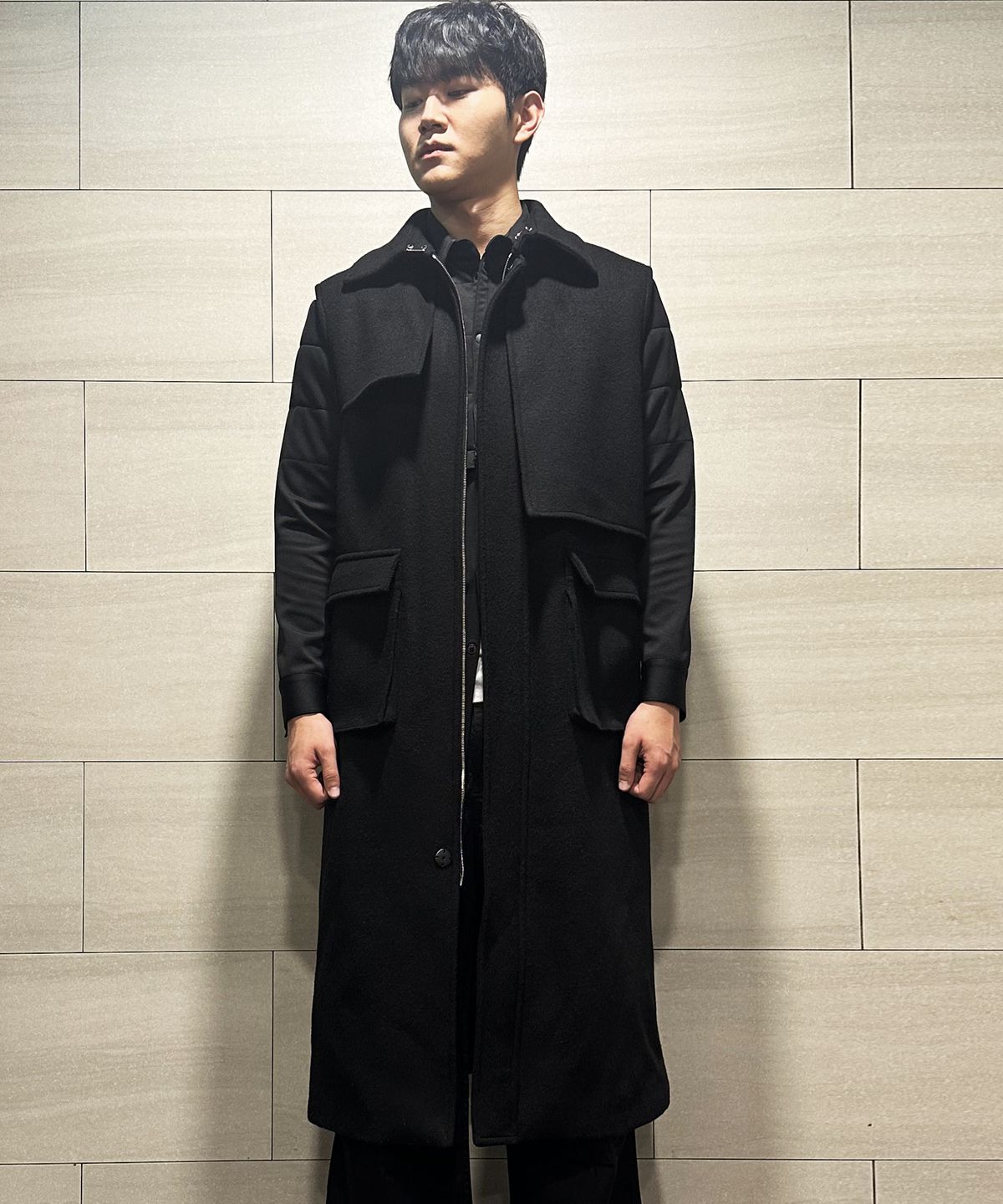 범(BEOM) 더블플라켓 베스트 롱 코트 (블랙)