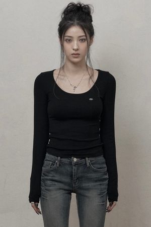 Basic U-neck T-shirt (black)