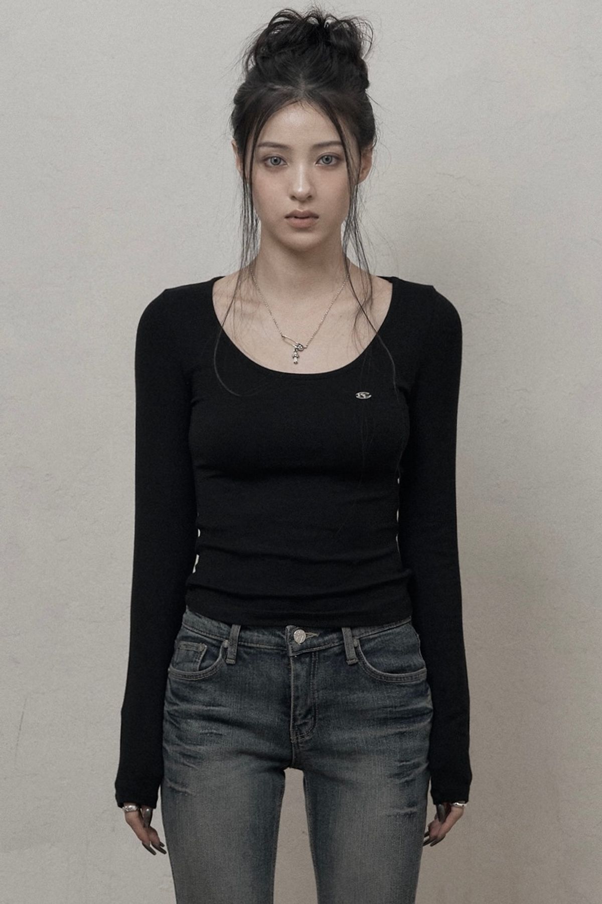 카키포인트(KHAKIPOINT) Basic U-neck T-shirt (black)