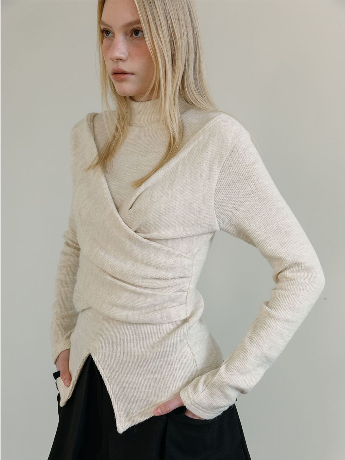 모이페어(MOIFAIRE) LAYERED WRAP T-SHIRT / IVORY