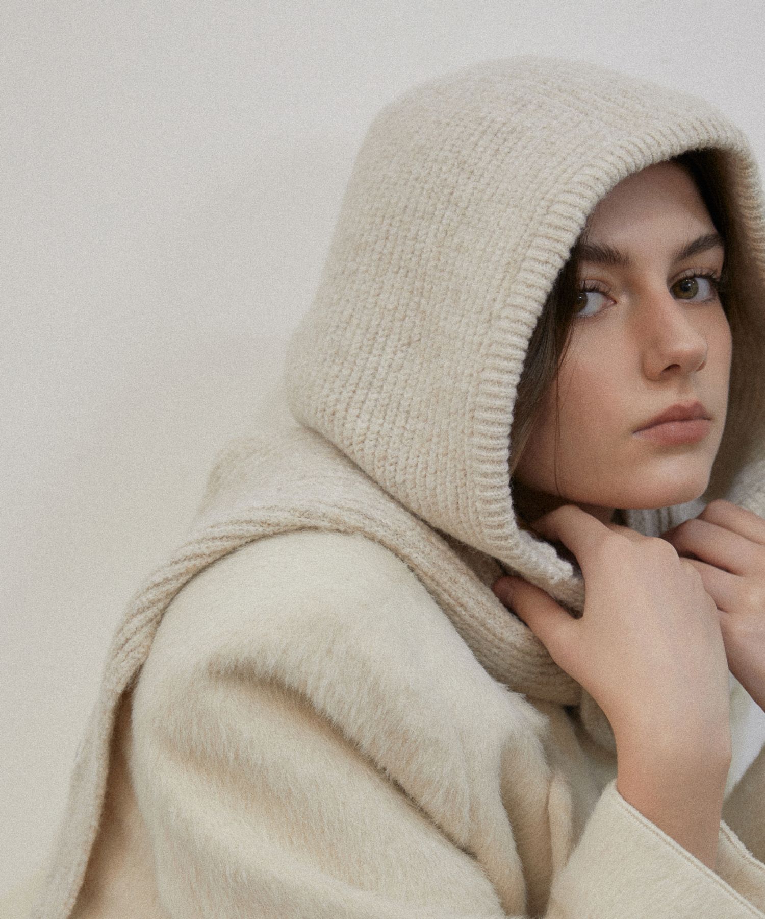 【TATIANA】Nina Knit Hoody Muffler フーディマフラー MUSINSA公式 | TATIANA Nina Knit Hoodie Muffler BA8146
