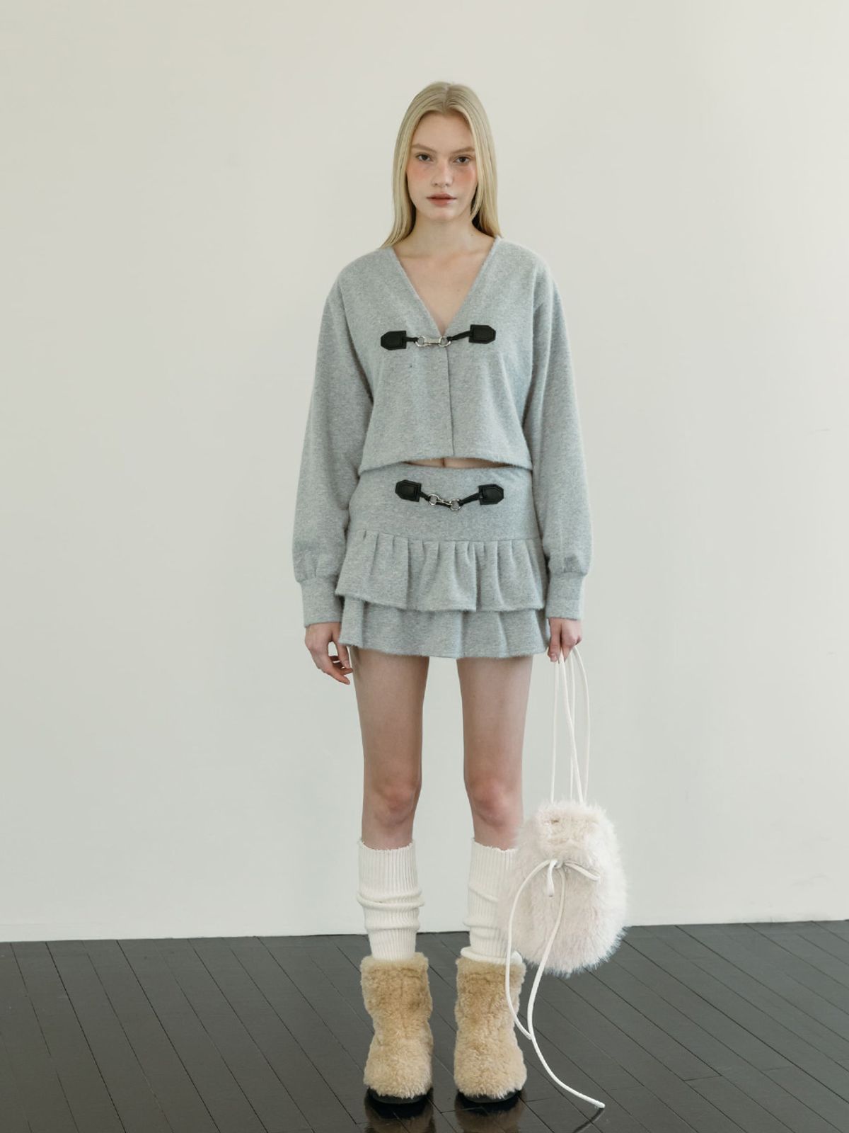 모이페어(MOIFAIRE) SNOWFLAKE TIERED SKIRT PANTS / GREY