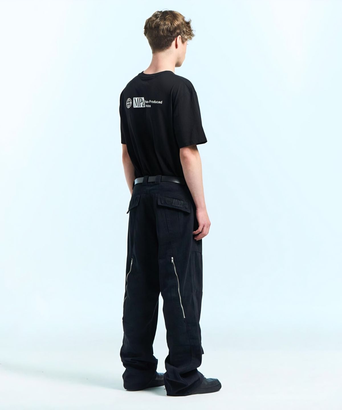 플라스틱프로덕트(PLASTICPRODUCT) MPa WAVE ZIPPER PANTS (BLACK