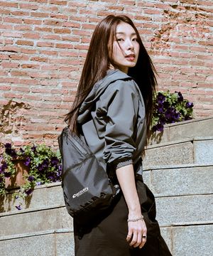 크러스트 멀티플 슬링백 (BLACK)