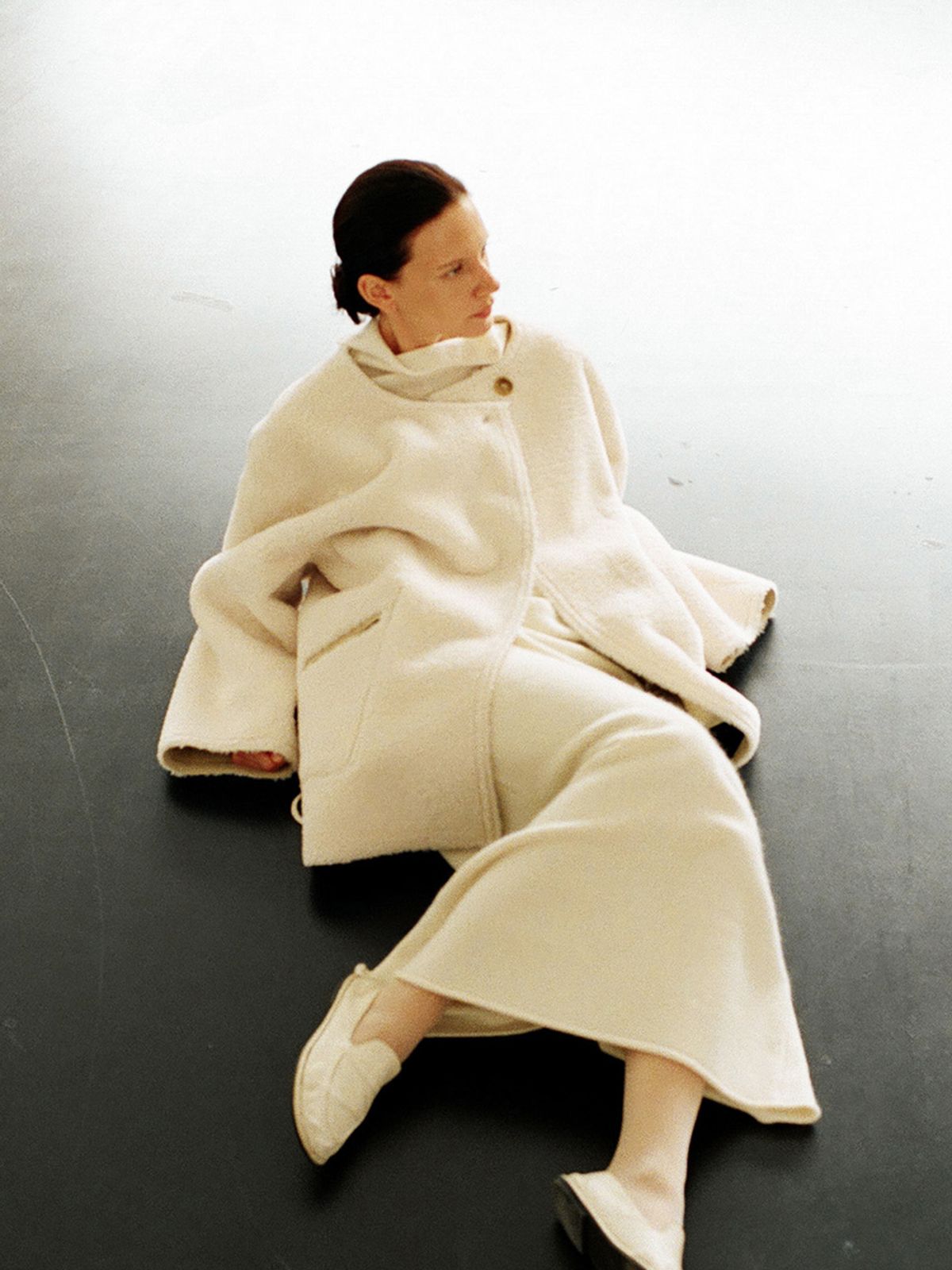 레이스(RRACE) Collarless Mustang Jacket_Ivory