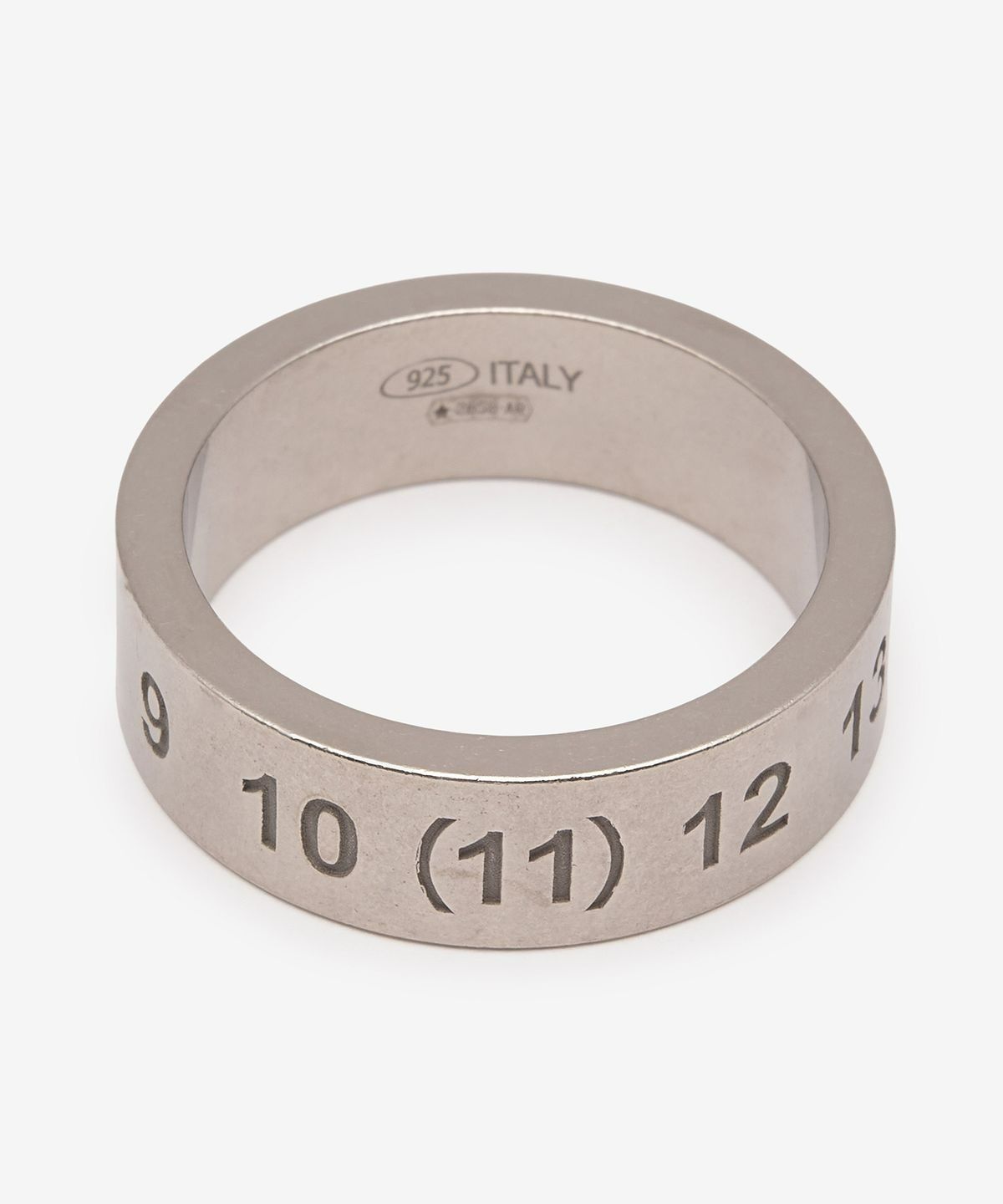 메종 마르지엘라(MAISON MARGIELA) 넘버 로고 6.5mm 반지 - 실버 / SI8UQ0003SV0129951
